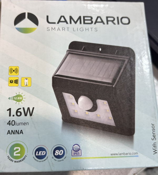 SOLARNA LAMPA MALA ZIDNA
